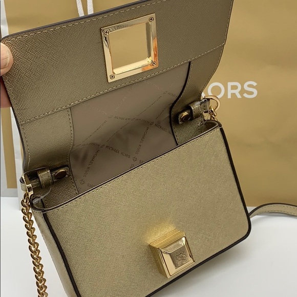 MICHAEL KORS LUNA SM CLUTCH XBODY LEATHER - Picture 15 of 16